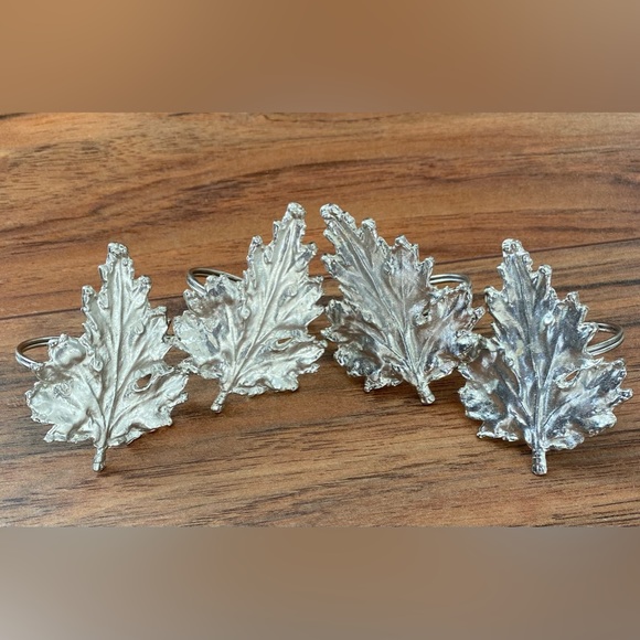 Leaf Napkin Rings with Silver Finish (Set of 4) - Picture 1 of 3